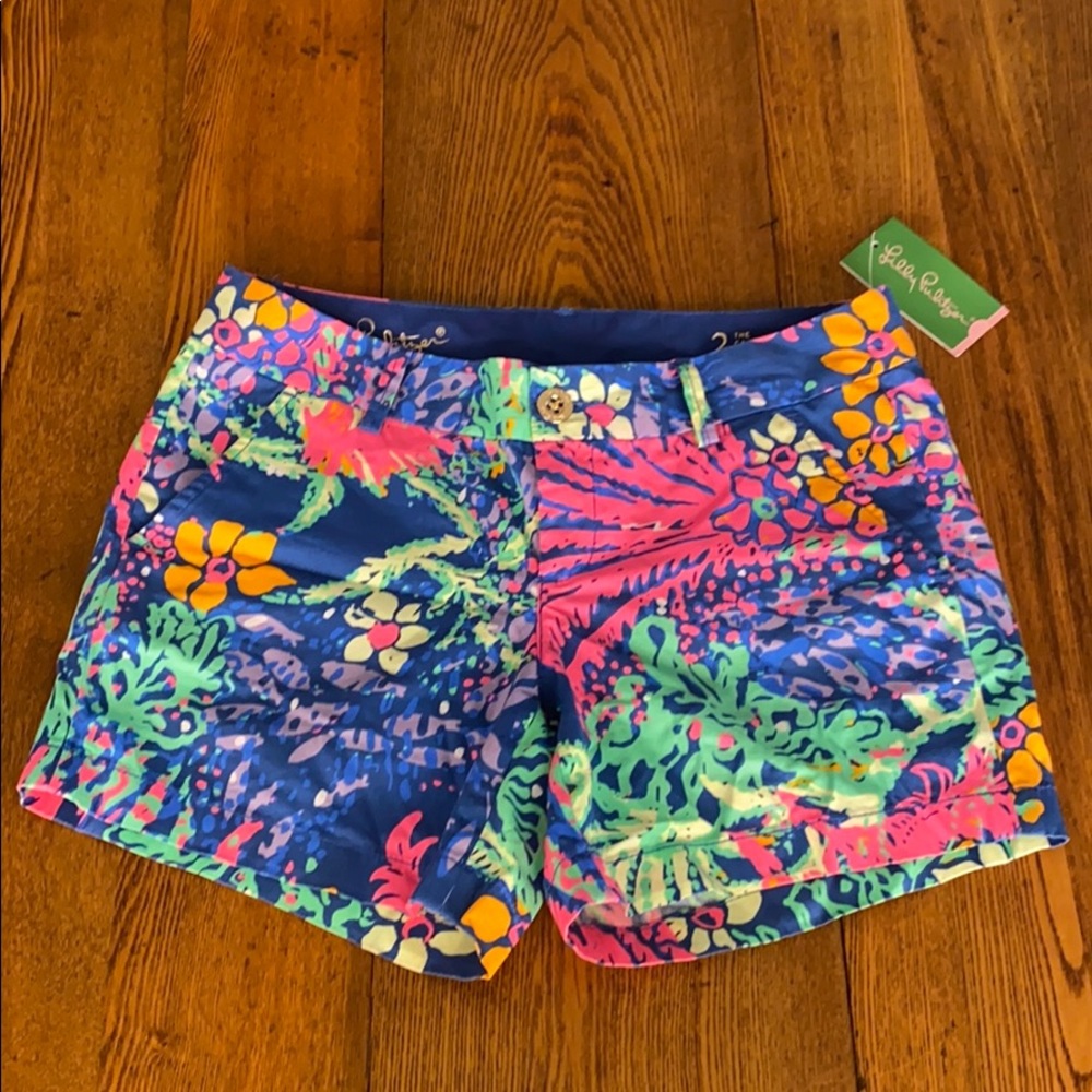 Lilly Pulitzer Callahan shorts. Size 2